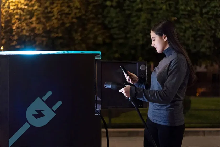 AI-Powered Battery Technology Promises Longer Range and Faster Charging